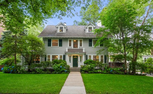 House in Brookline, Massachusetts, United States 1