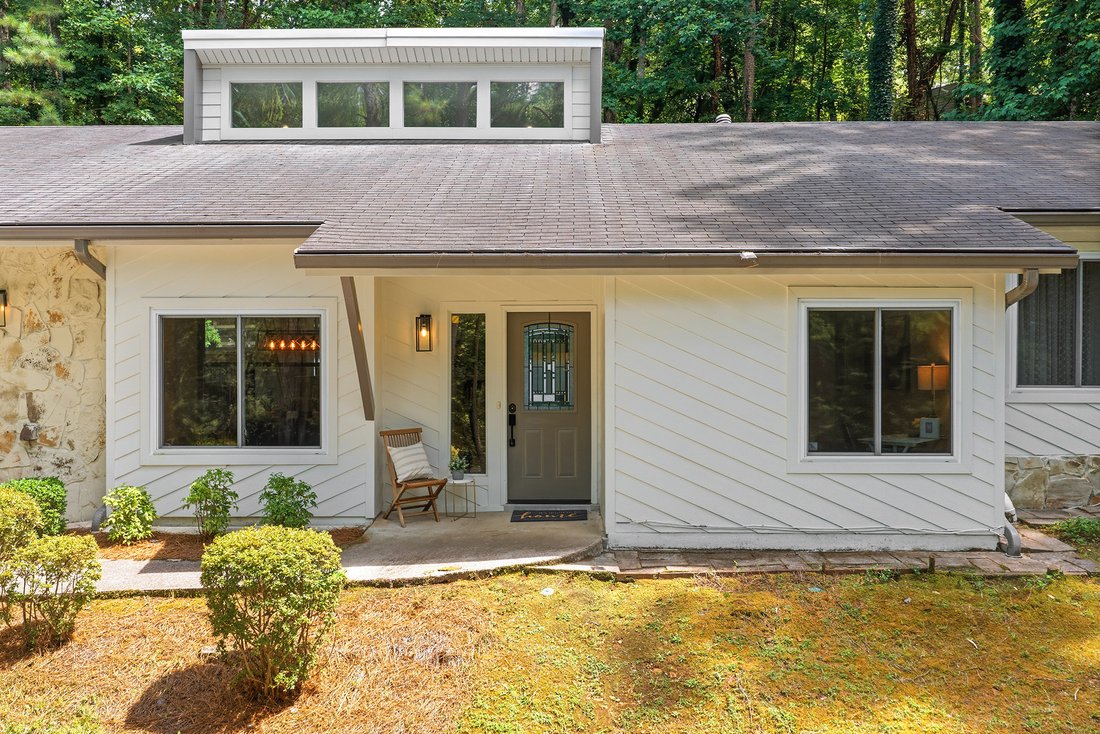 House in Alpharetta, Georgia, United States 2 - 18608032
