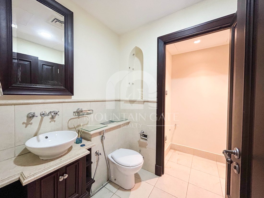 Apartment in Downtown Dubai, Dubai, United Arab Emirates 4 - 18607234