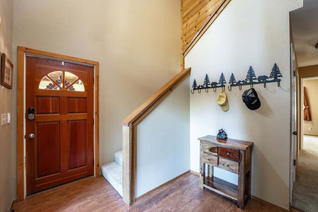 House in Truckee, California, United States 1 - 18607772