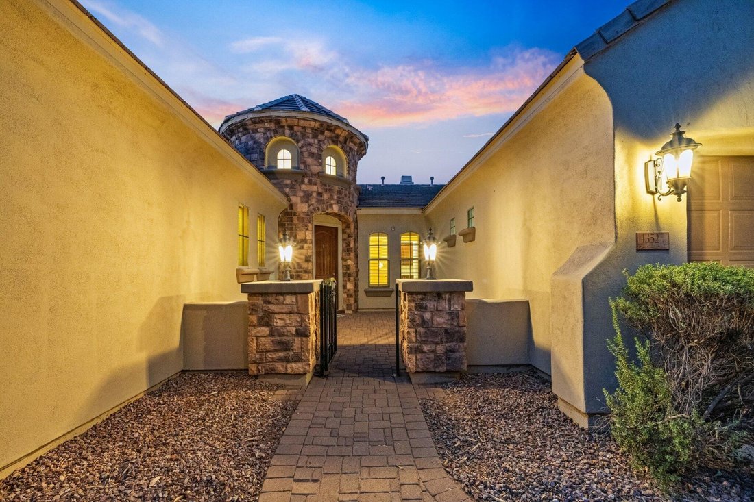House in Gilbert, Arizona, United States 2 - 18541815