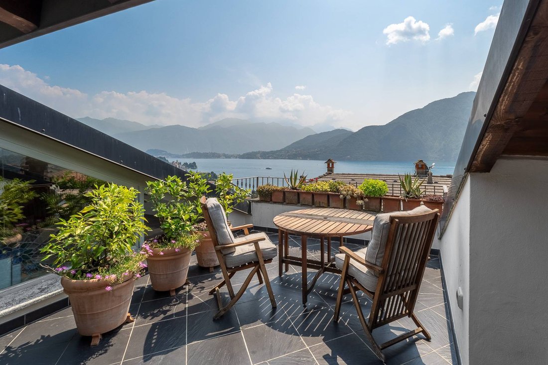 Apartment in Lenno, Lombardy, Italy 1 - 18399974