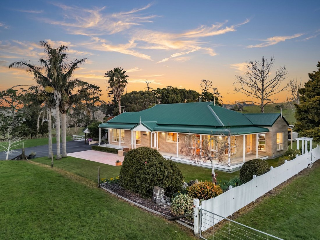 Farm Ranch in Kumeu, Auckland, New Zealand 1 - 18608192