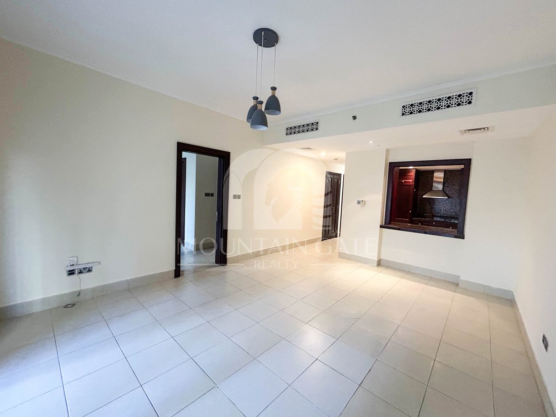 Apartment in Downtown Dubai, Dubai, United Arab Emirates 2 - 18607234