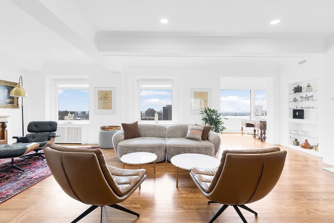 Condo in Montréal, Quebec, Canada 1 - 18608074
