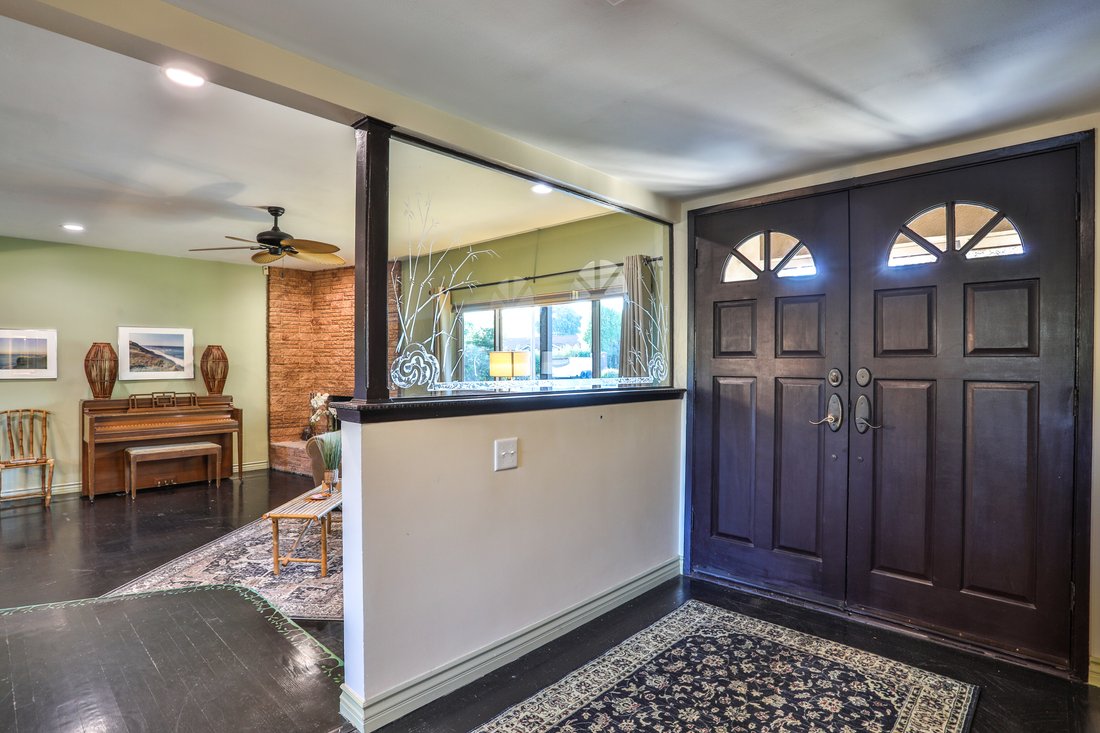House in Claremont, California, United States 3 - 18607604