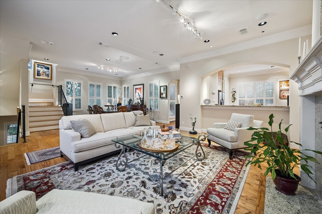 House in Houston, Texas, United States 5 - 18607349