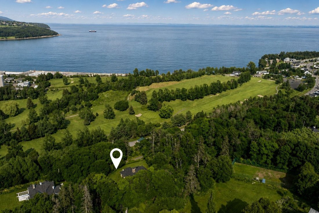 House in La Malbaie, Quebec, Canada 1 - 18607990