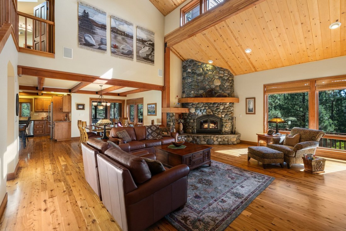 House in Portola, California, United States 5 - 18607626