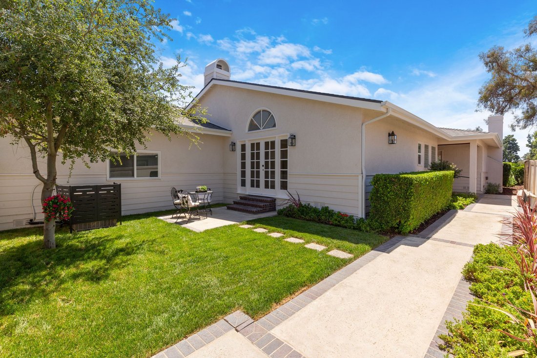 House in Signal Hill, California, United States 2 - 18607420