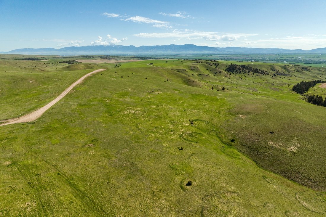 Land in Gallatin Gateway, Montana, United States 2 - 18607733