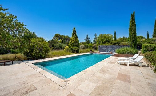 Maison à Le Tholonet, Provence-Alpes-Côte d'Azur, France 1