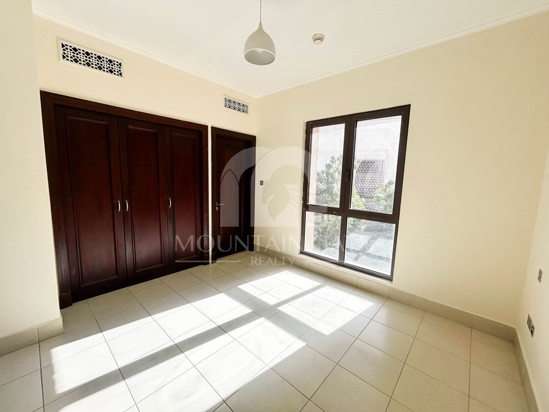 Apartment in Downtown Dubai, Dubai, United Arab Emirates 3 - 18607234