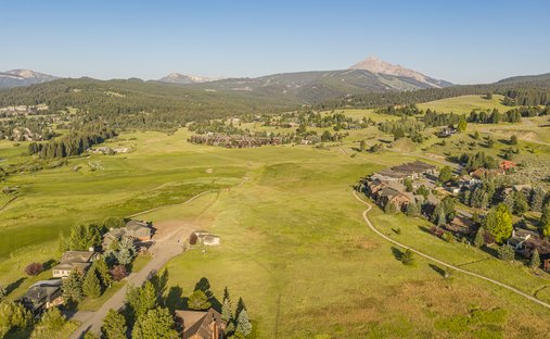 Land in Gallatin Gateway, Montana, United States 1