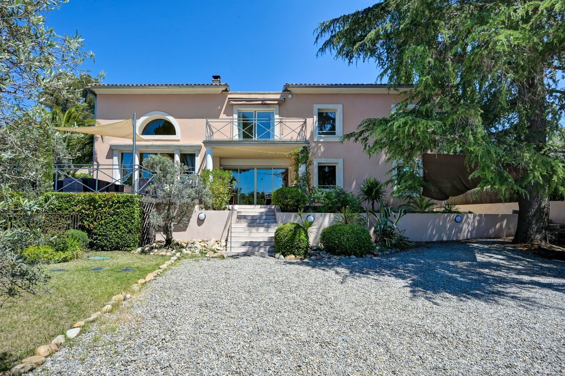 House in Le Tholonet, Provence-Alpes-Côte d'Azur, France 1 - 18608240