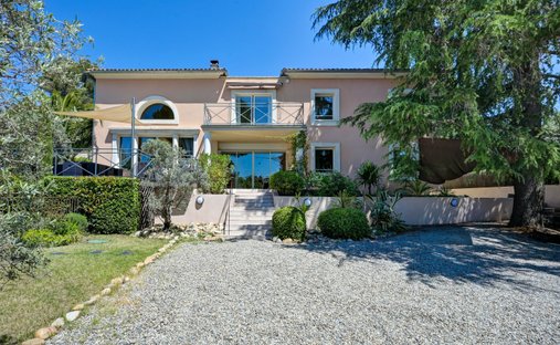 House in Le Tholonet, Provence-Alpes-Côte d'Azur, France 1