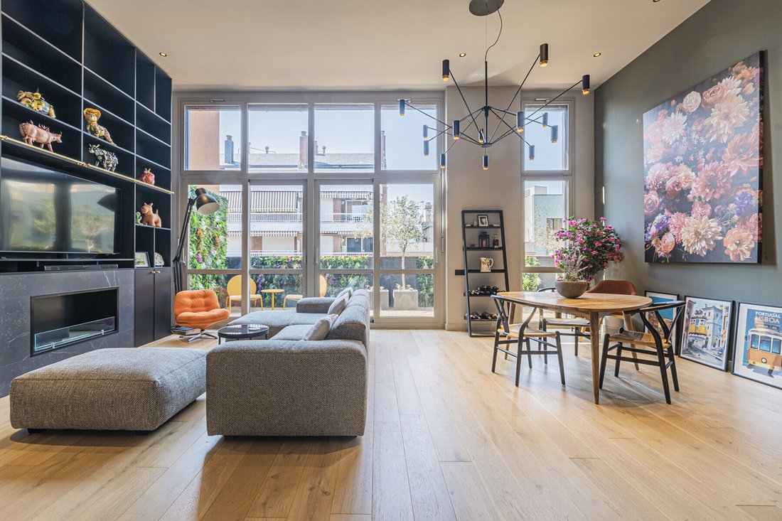 Apartment in Eixample, Barcelona, Spain 1 - 18608048