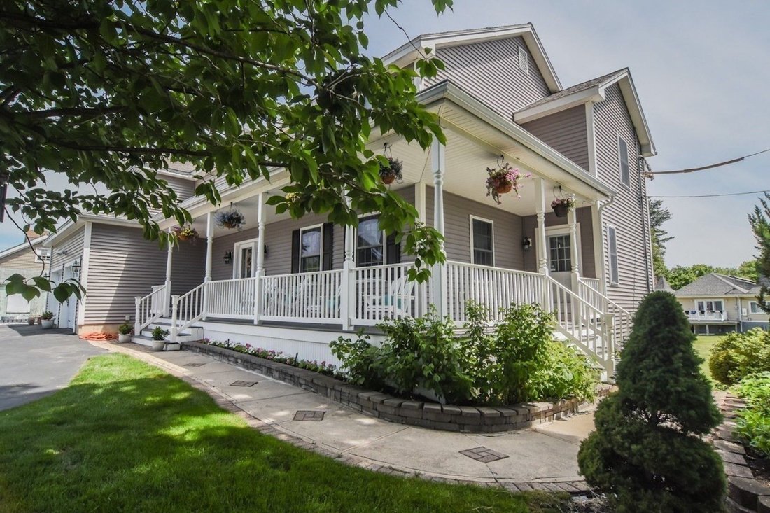 House in Methuen, Massachusetts, United States 2 - 18607523