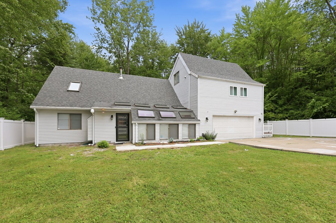 House in Farmington, Connecticut, United States 1 - 18607288