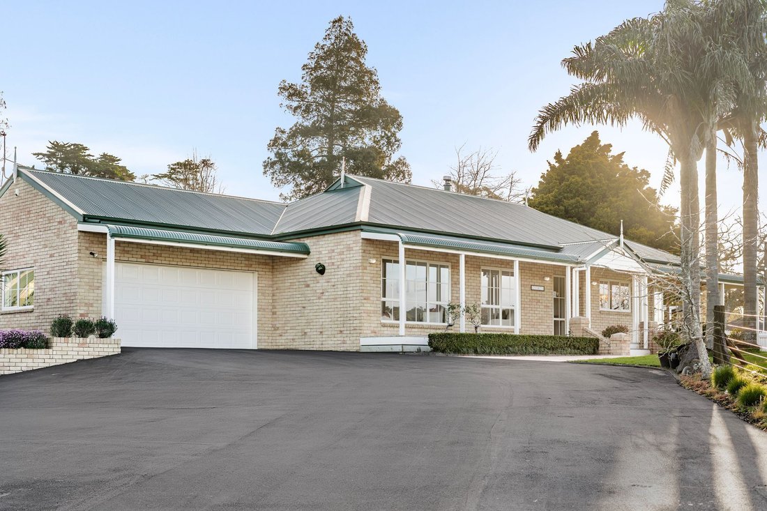 Farm Ranch in Kumeu, Auckland, New Zealand 5 - 18608192
