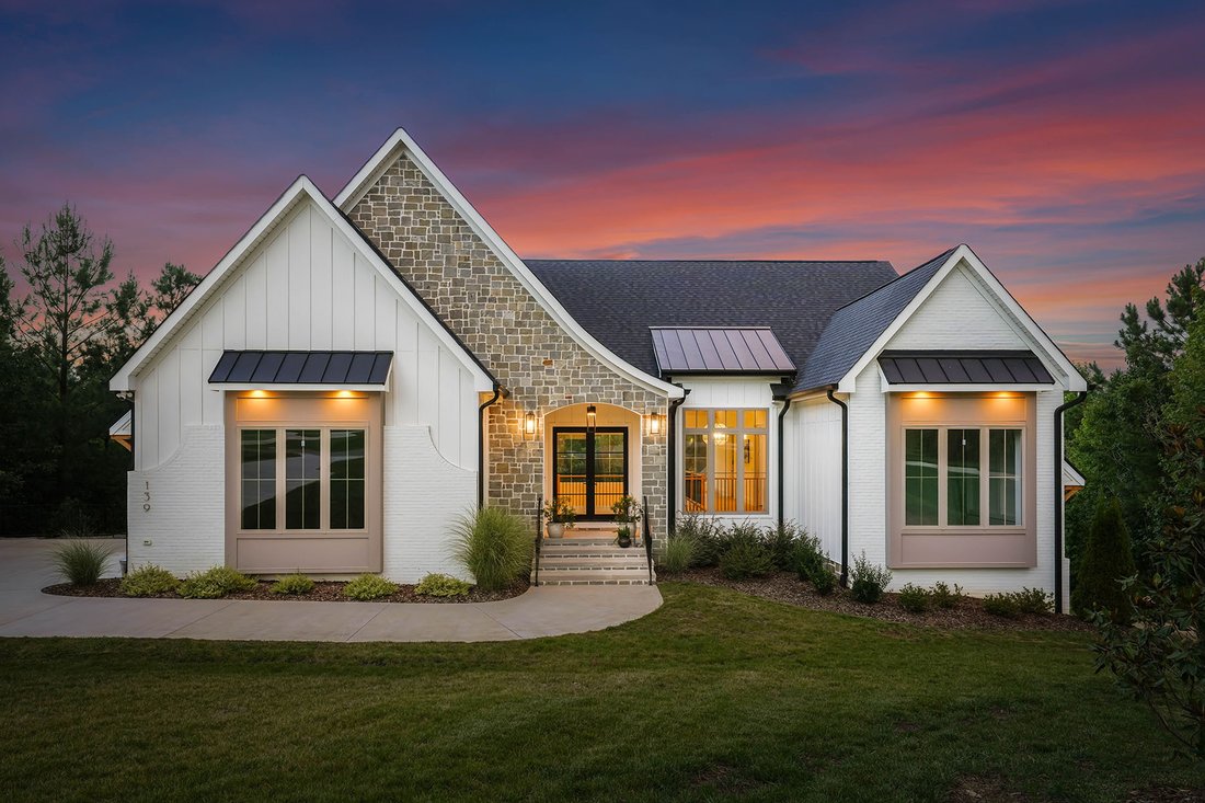 House in Mooresville, North Carolina, United States 1 - 18607690