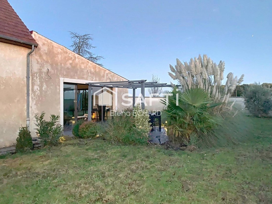House in Centre, Magnanville, France 2 - 18608868