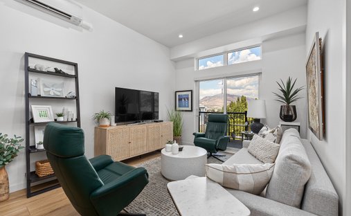 Apartment in Kelowna, British Columbia, Canada 1