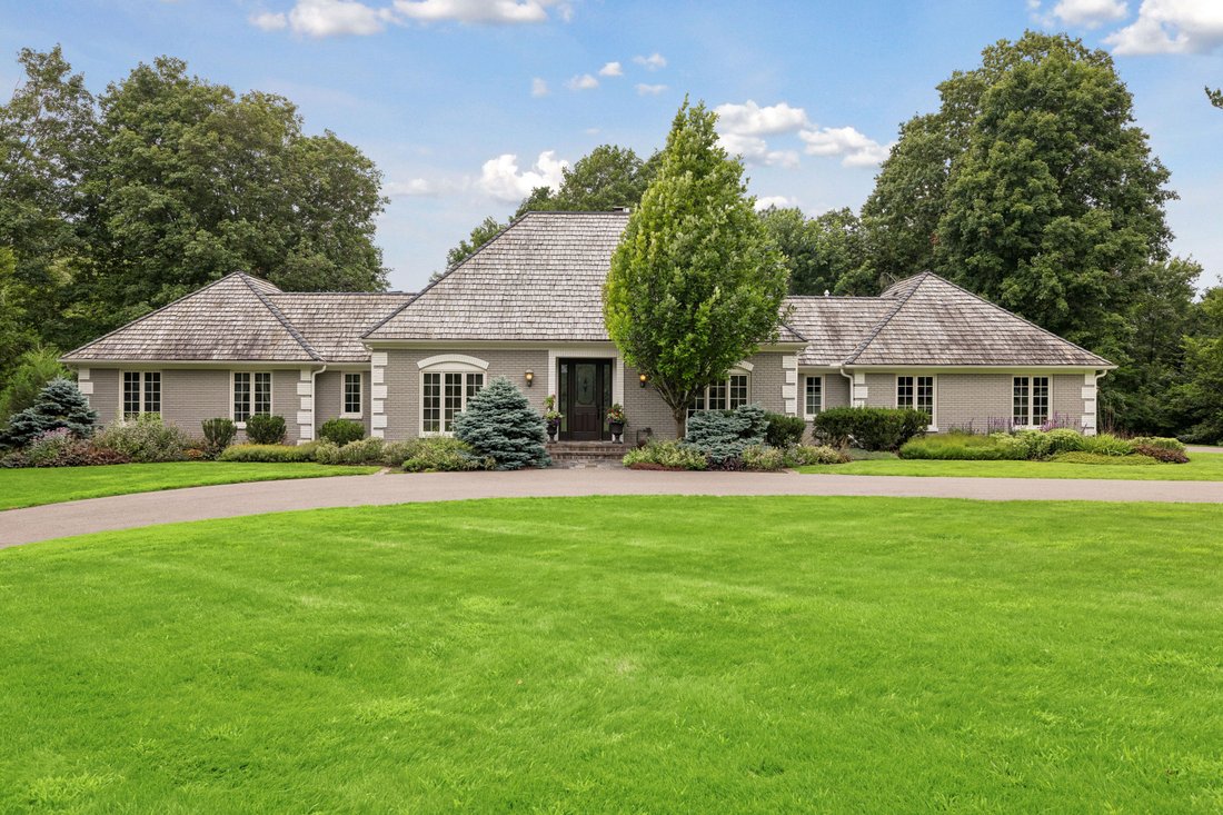 House in Wayzata, Minnesota, United States 1 - 18607157