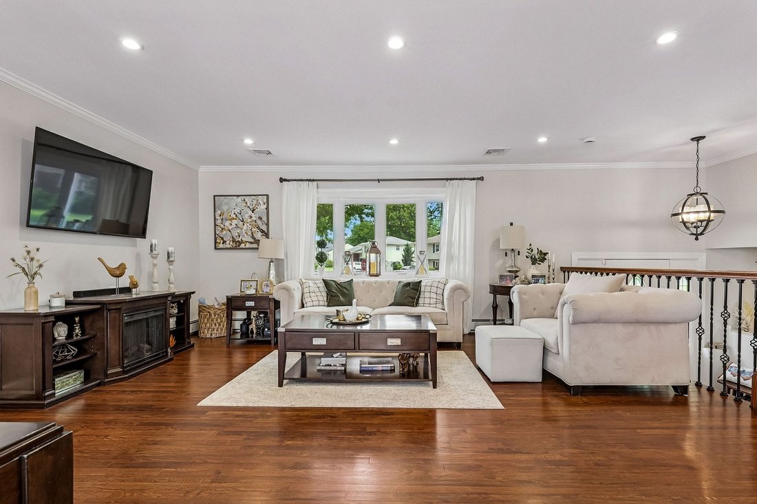 House in Clark, New Jersey, United States 4 - 18607169