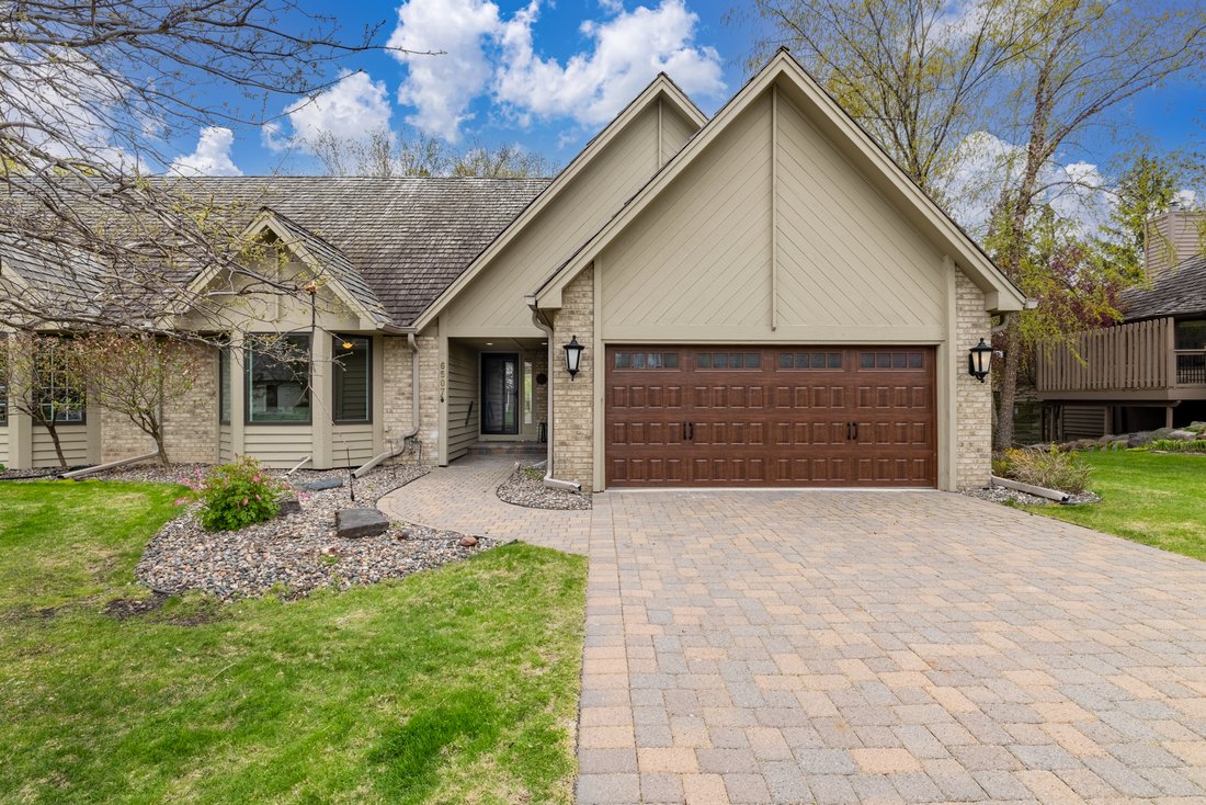Townhouse in Edina, Minnesota, United States 1 - 18607317
