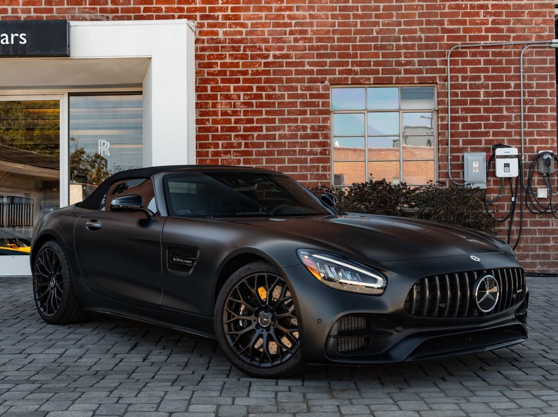 Cabriolet in Beverly Hills, CA, United States 5 - 18608289