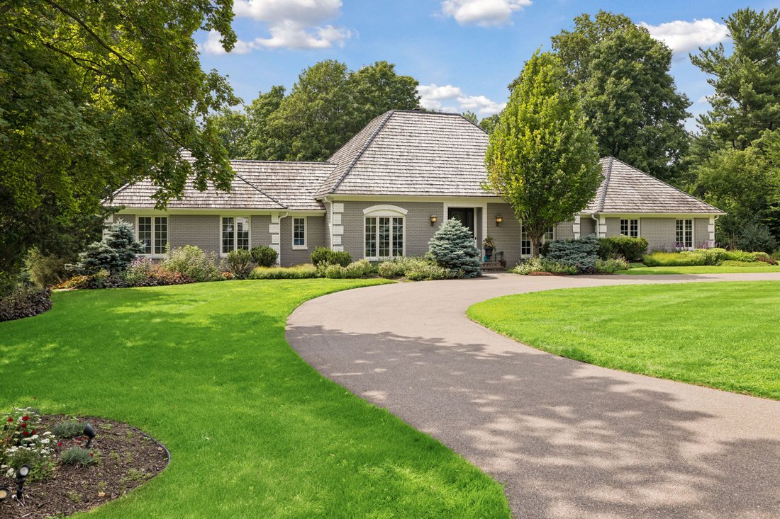 House in Wayzata, Minnesota, United States 2 - 18607157