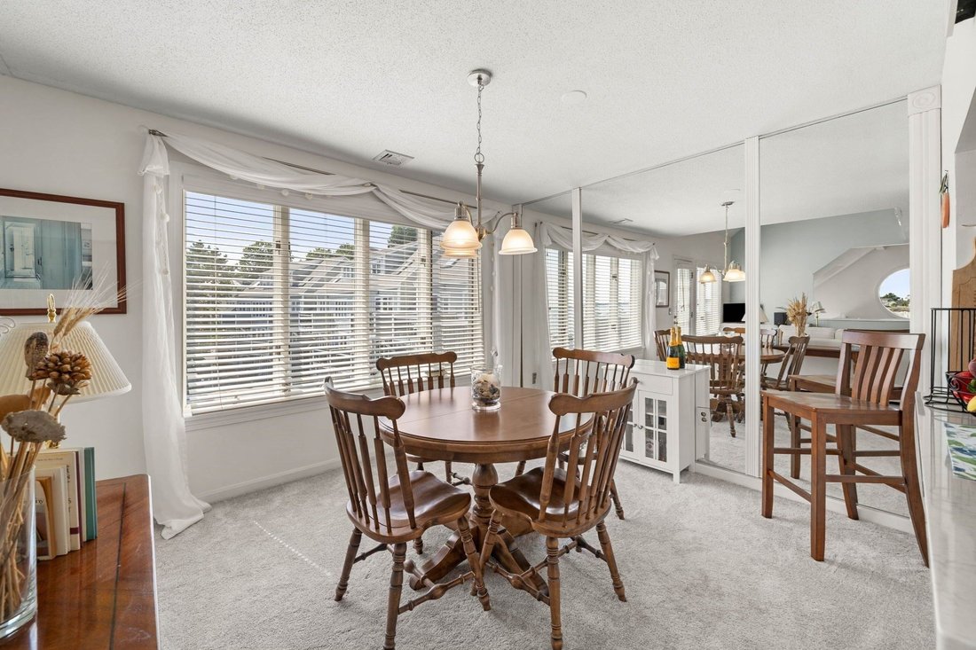 Condo in Swampscott, Massachusetts, United States 5 - 18607311