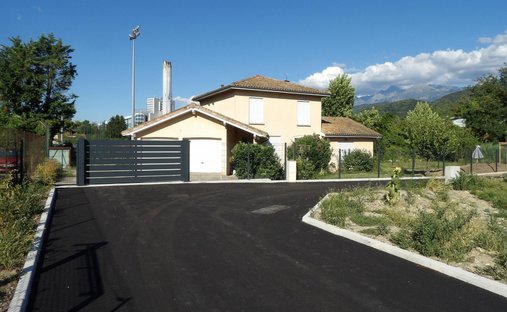 House in Allies-Clos d'Or, Grenoble, France 1