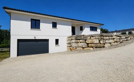 House in Marsac-sur-l'Isle, Nouvelle-Aquitaine, France 1