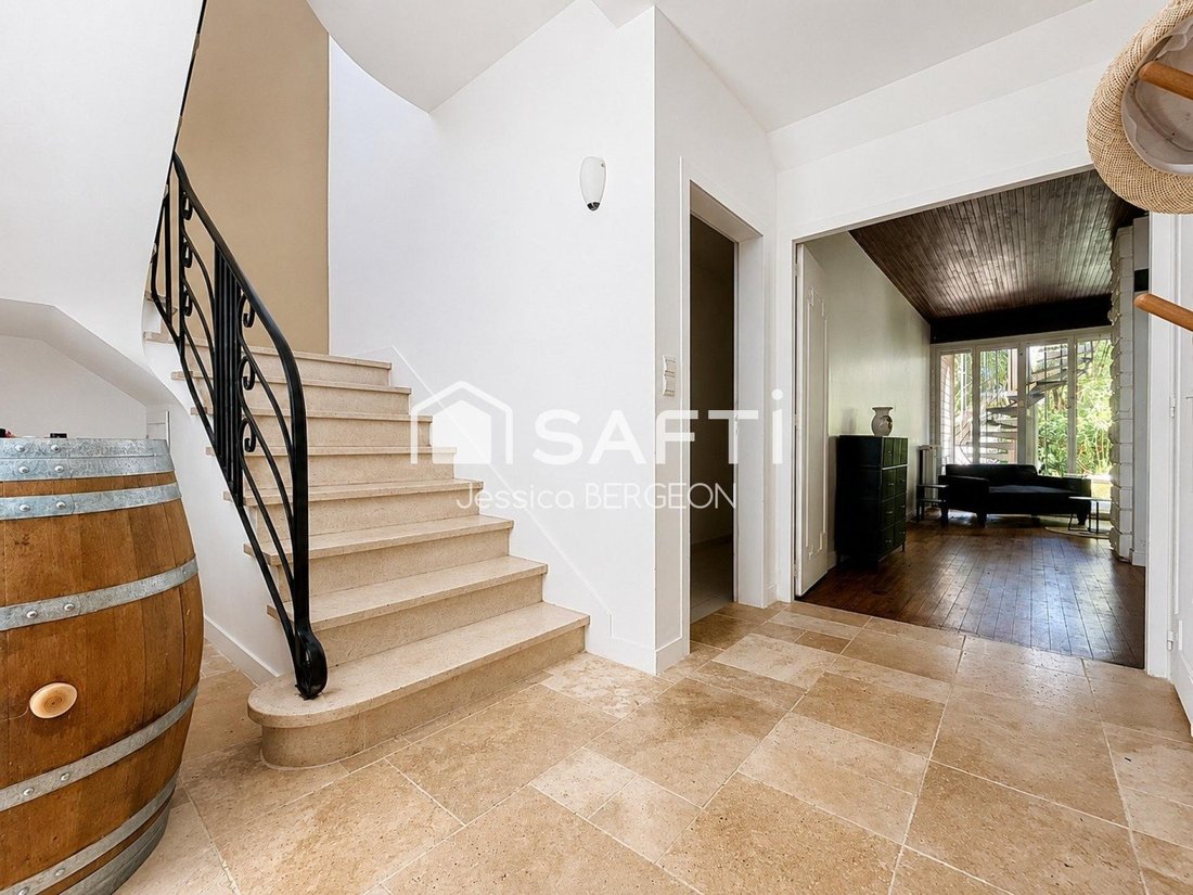 House in Talence, Nouvelle-Aquitaine, France 2 - 18210617