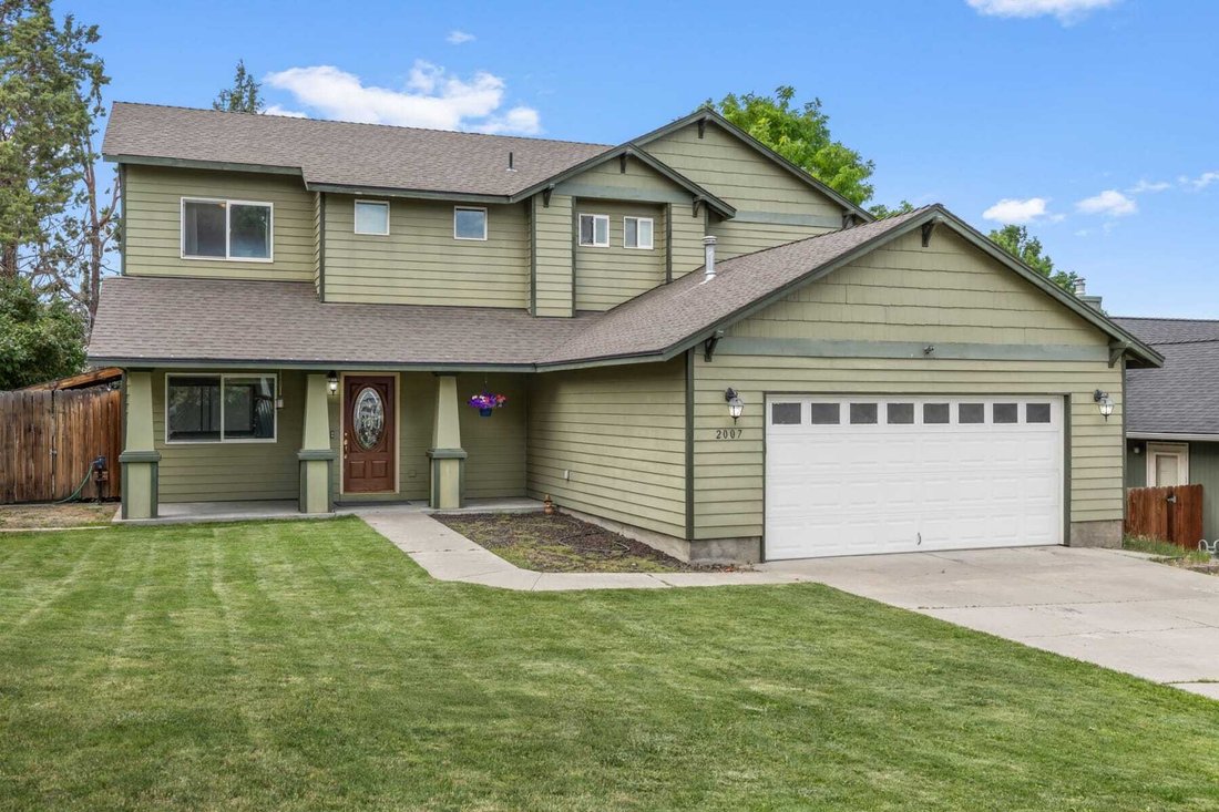 House in Redmond, Oregon, United States 1 - 18607786