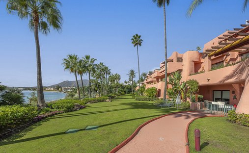 Appartamento a Gualdalmansa, Estepona, Andalusia 1