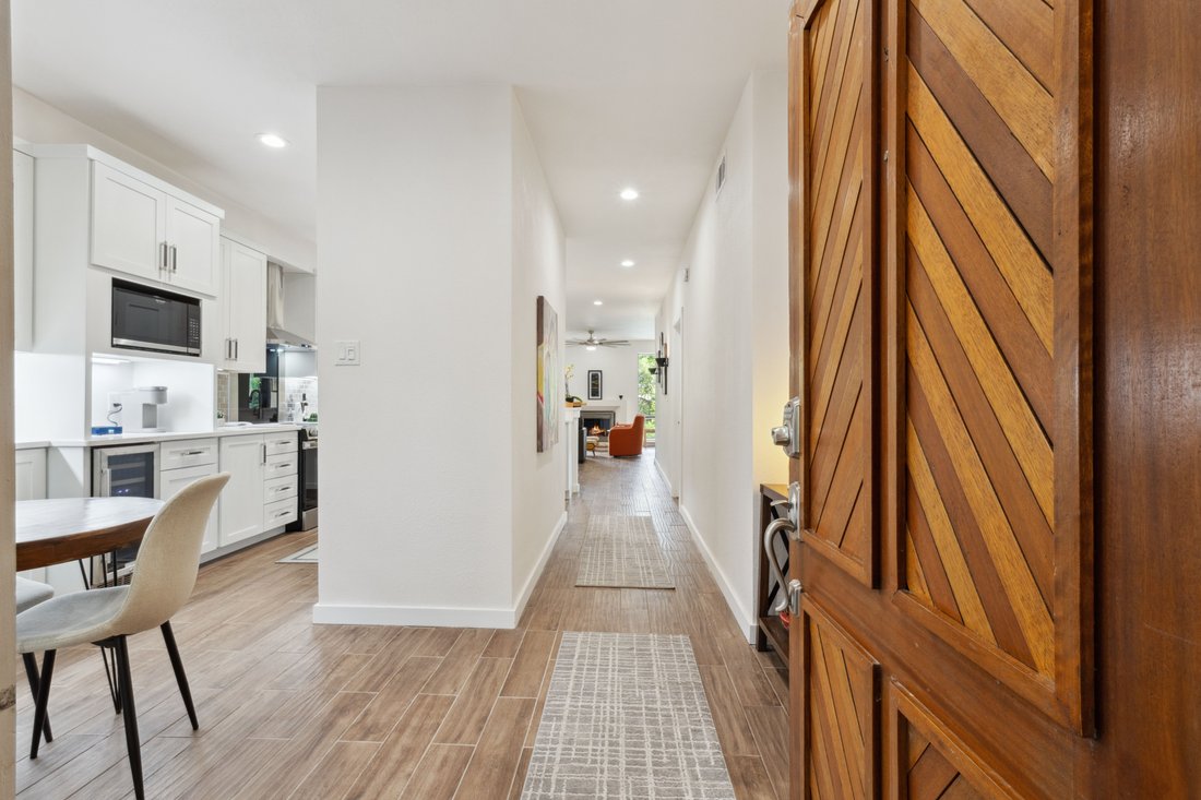 Condo in San Antonio, Texas, United States 4 - 18607393