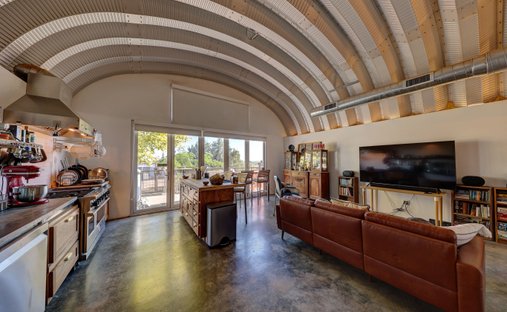 Farm Ranch in Marfa, Texas, United States 1
