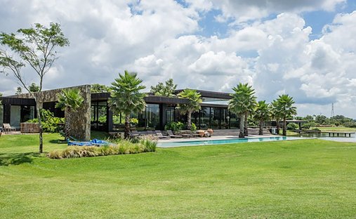 Maison à Helvetia Polo Country, São Paulo, Brésil 1