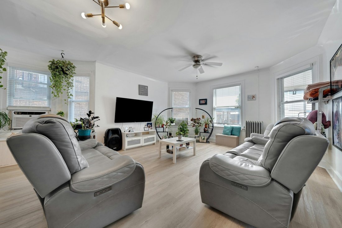House in East Orange, New Jersey, United States 1 - 18607304