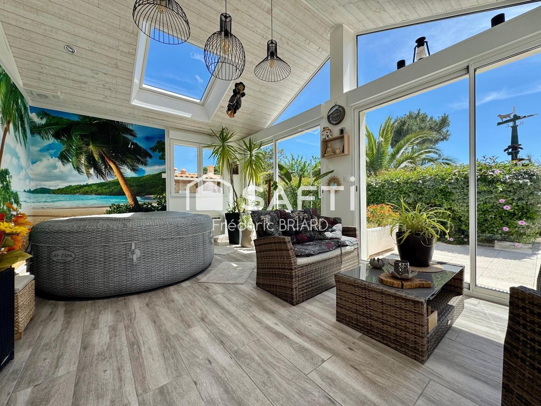 House in Les Sables-d'Olonne, Pays de la Loire, France 1 - 18608857
