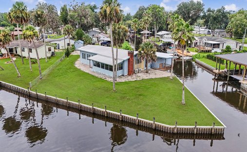 House in Astor, Florida, United States 1