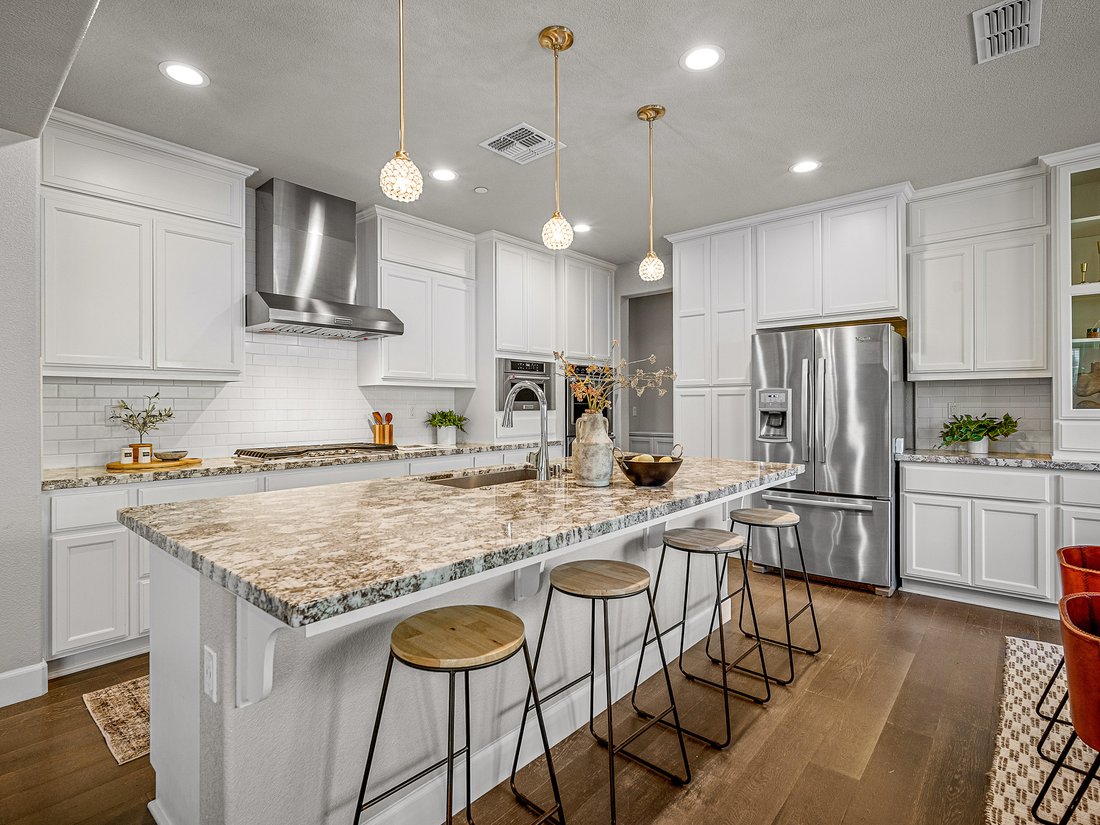 El Dorado Hills, California, United States 3 - 18607950