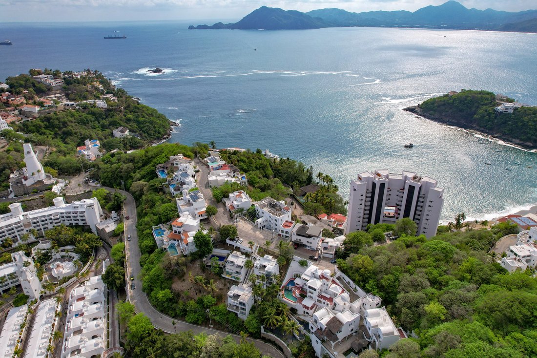 Apartment in Manzanillo, Colima, Mexico 1 - 18607192