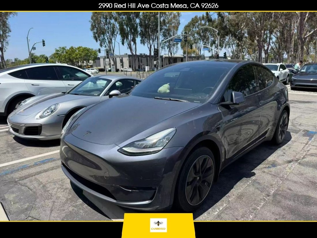 Suv in Costa Mesa, CA, United States 1 - 18608428