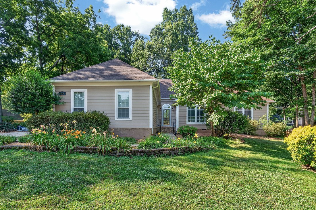 House in Huntersville, North Carolina, United States 2 - 18420079