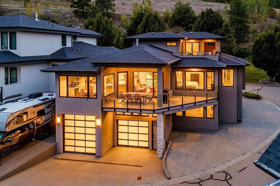 House in Lake Country, British Columbia, Canada 1 - 18608137