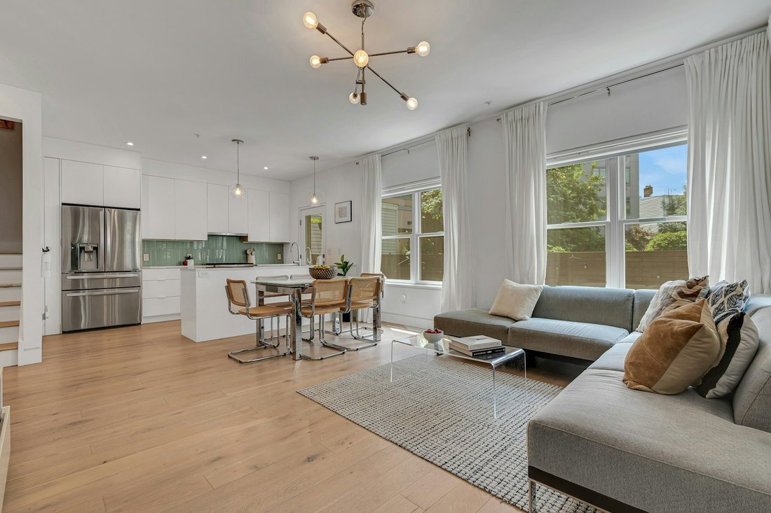 Condo in Jersey City, New Jersey, United States 4 - 18607278
